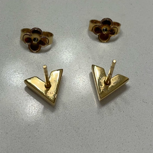 LV studs - Picture 3 of 3